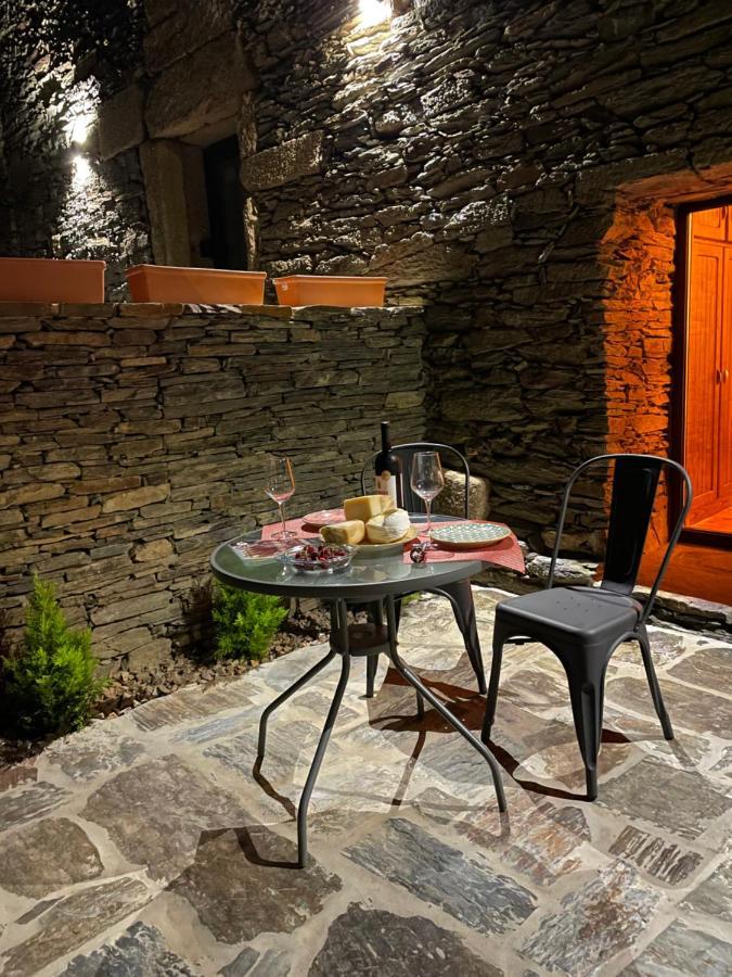 Castas Do Douro Villa Tabuaco Exterior photo