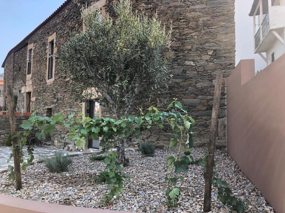 Castas Do Douro Villa Tabuaco Exterior photo